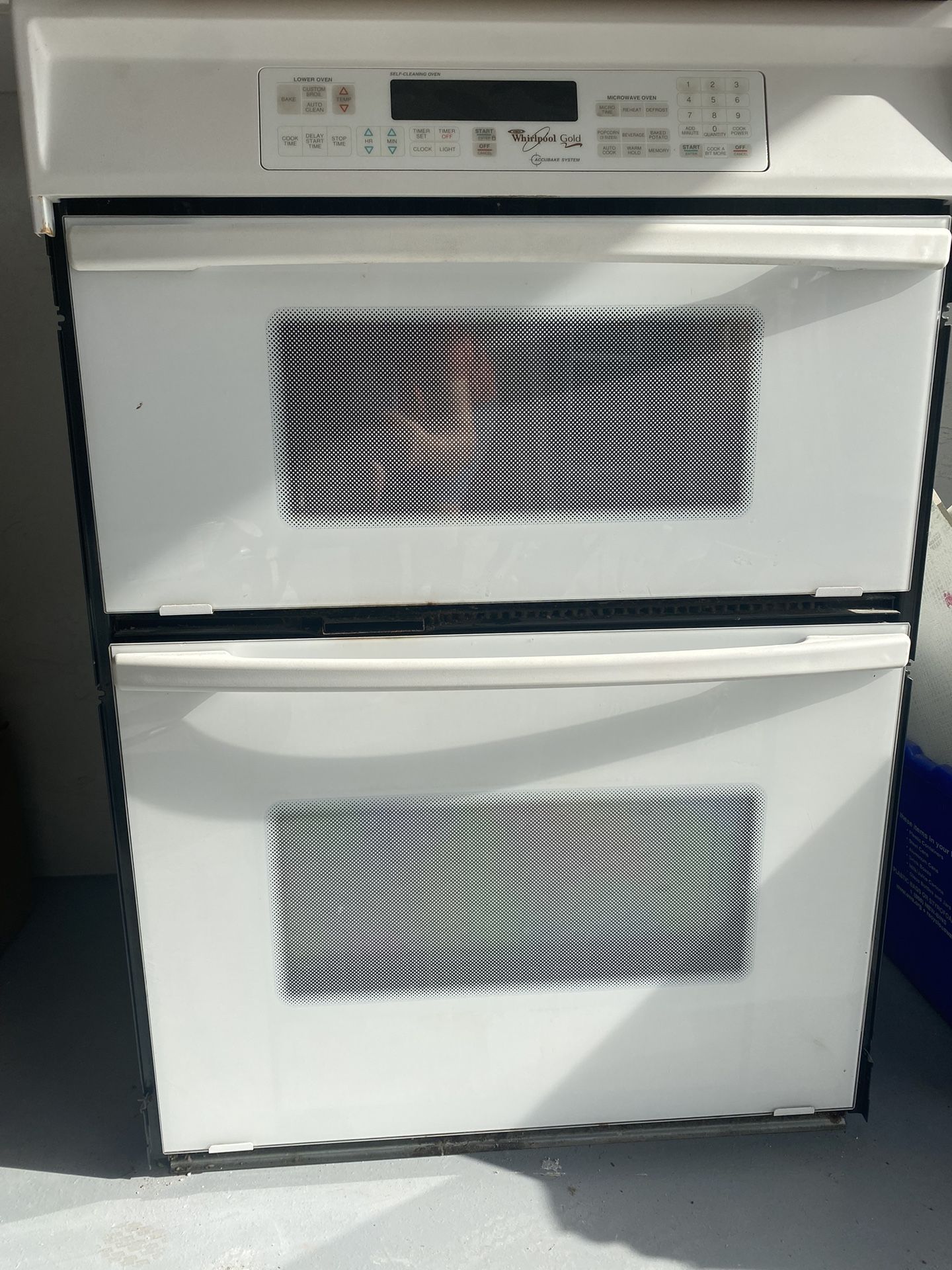 Oven And Microwave