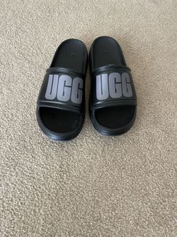 UGG SLIDES