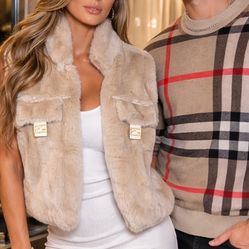 Fendi Beautiful Faux Fur Vest New Sz M Or L 