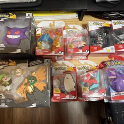 Big Lot Of Pokemon figures