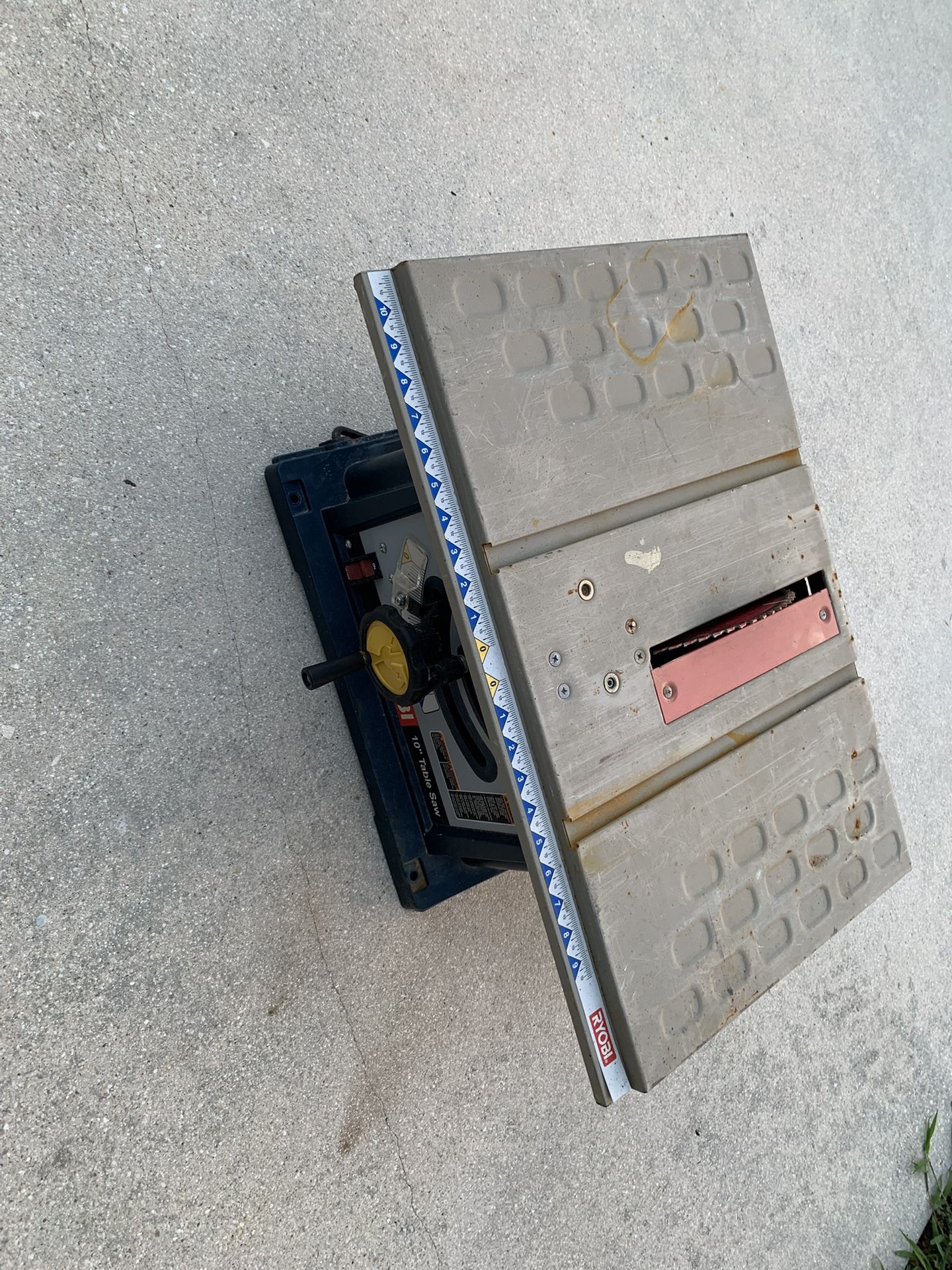 10”” RYOBI TABLE SAW