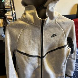 Nike Tech Fleece 