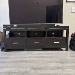 🚨 MOVING SALE — EVERYTHING MUST GO! 🚨 