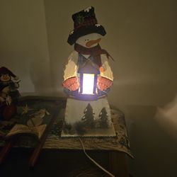 Wooden Snowman Light