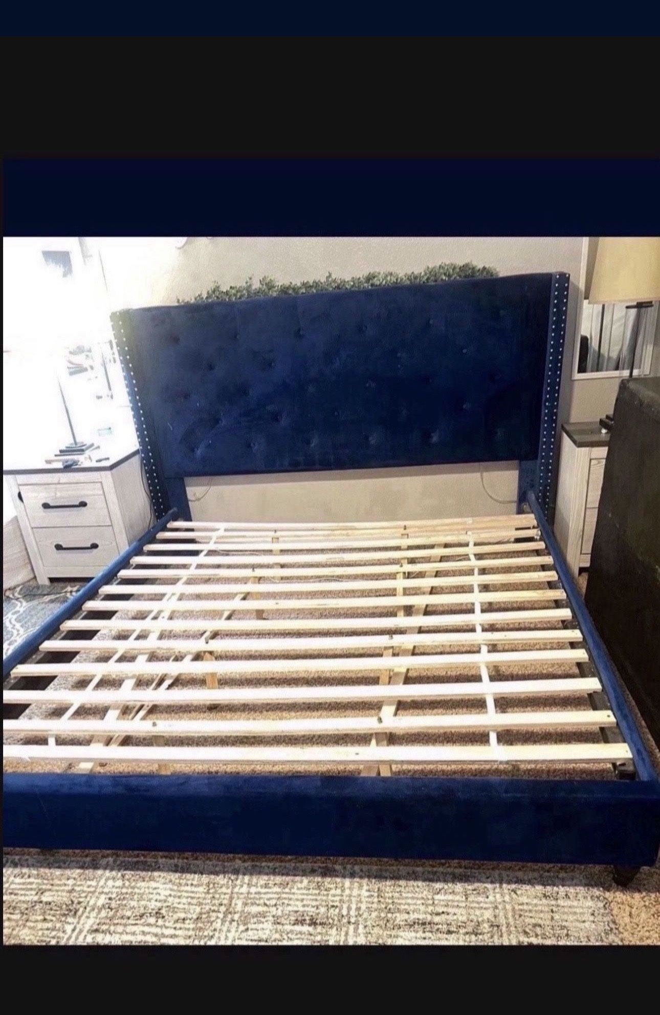King Bed Frame In Good Condition $400