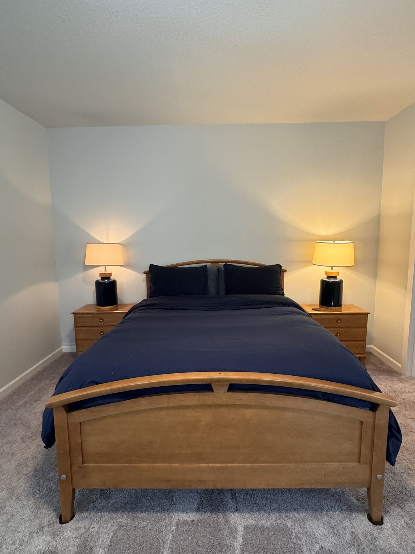 Queen Bedroom Set