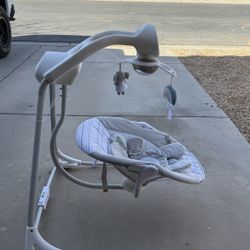 Baby swing 