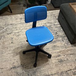Blue Chair With Wheels