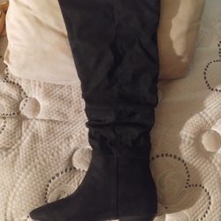 Size 10 Women's Boots 