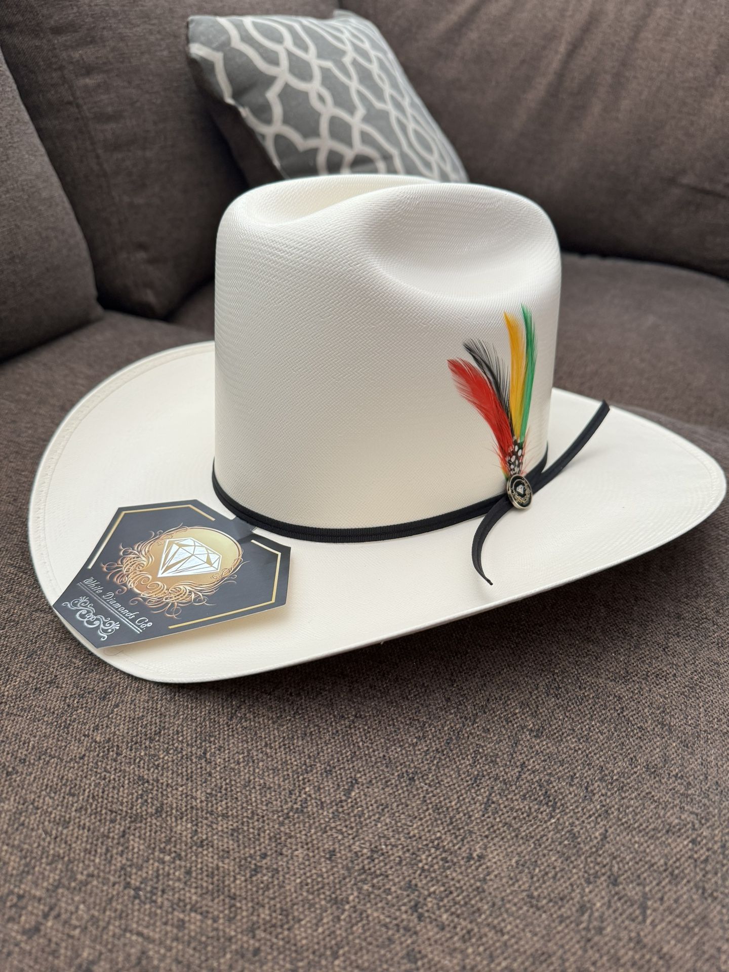 Sombrero White Diamond 10,000x