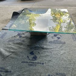 Leaving Room Coffee Table 