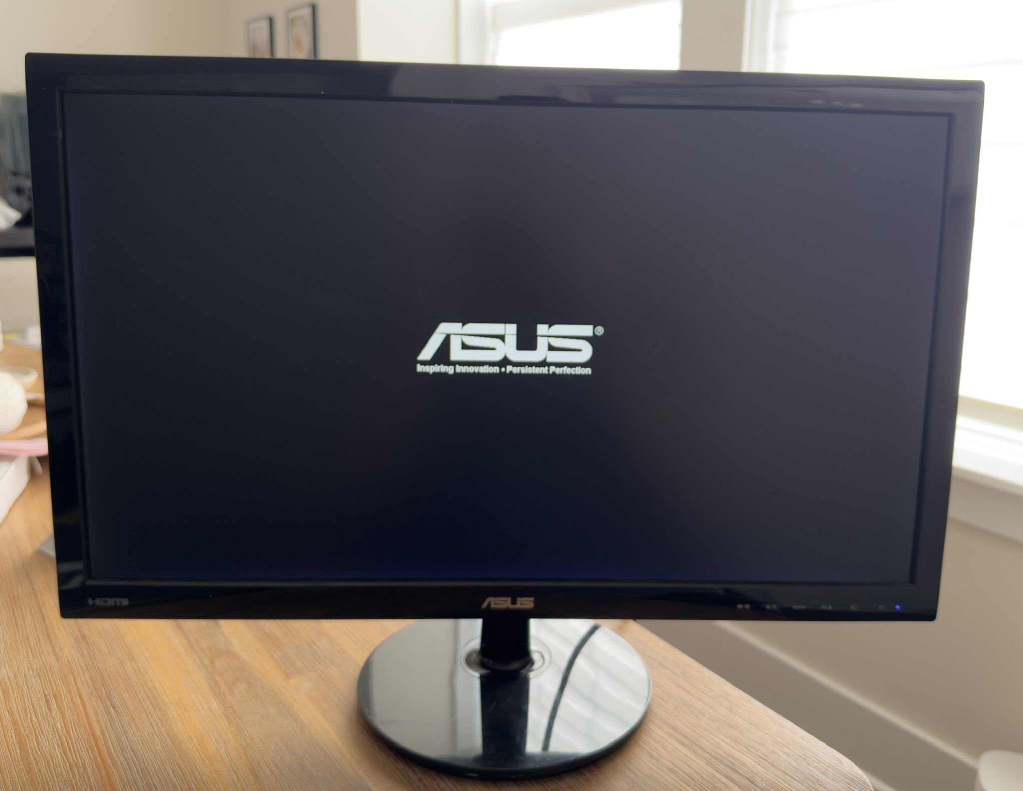 Monitor - 24 Inch