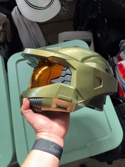 Master Chief Halo 3 Helmet