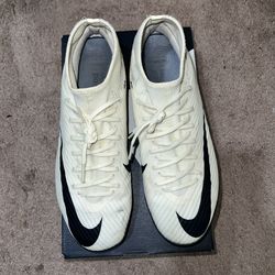 Nike mercurial superfly 9 academy turf size 9.5
