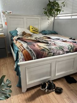 King Size Bed Frame With Mattress 