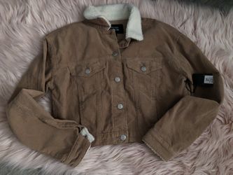 Women Jacket New With Tag 