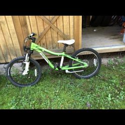 Specialized Awsome Mountain Bike Kids 