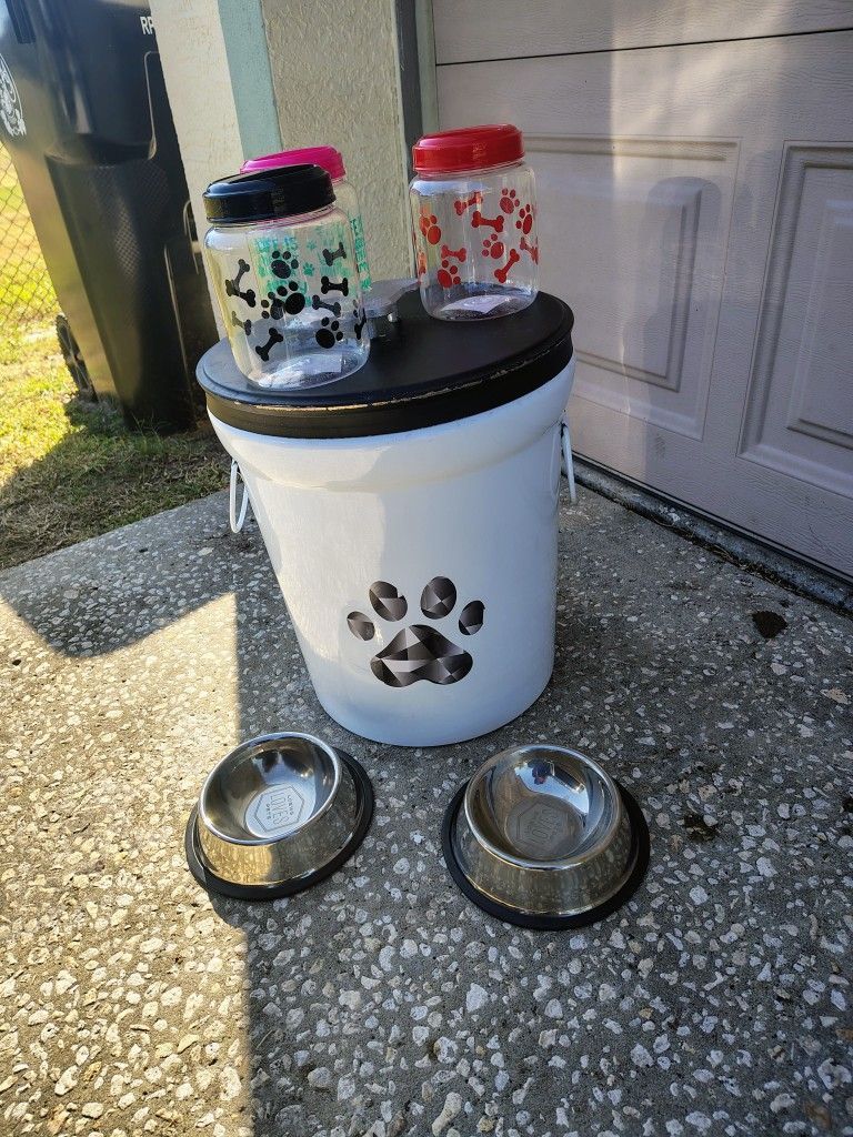 Pet Food Storage Containers