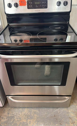 Frigidaire Electric Range – Stainless Glass Top, 30in