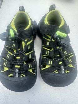 Keen Toddler Boys Sandals Size 8