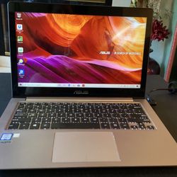 ASUS Model UX303U I5,8G,256G & Touchscreen, Backlit Keyboard..Windows 10. Please Read