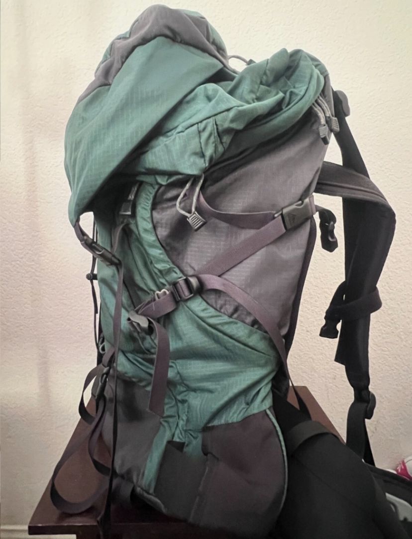 Hiking Backpack - Gregory Electra