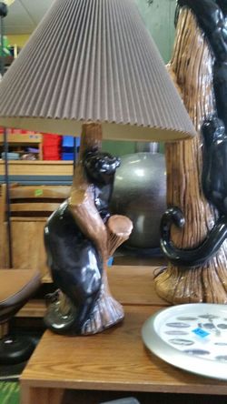 Table lamp