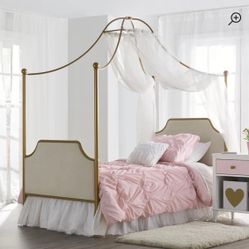 Twin Bed 