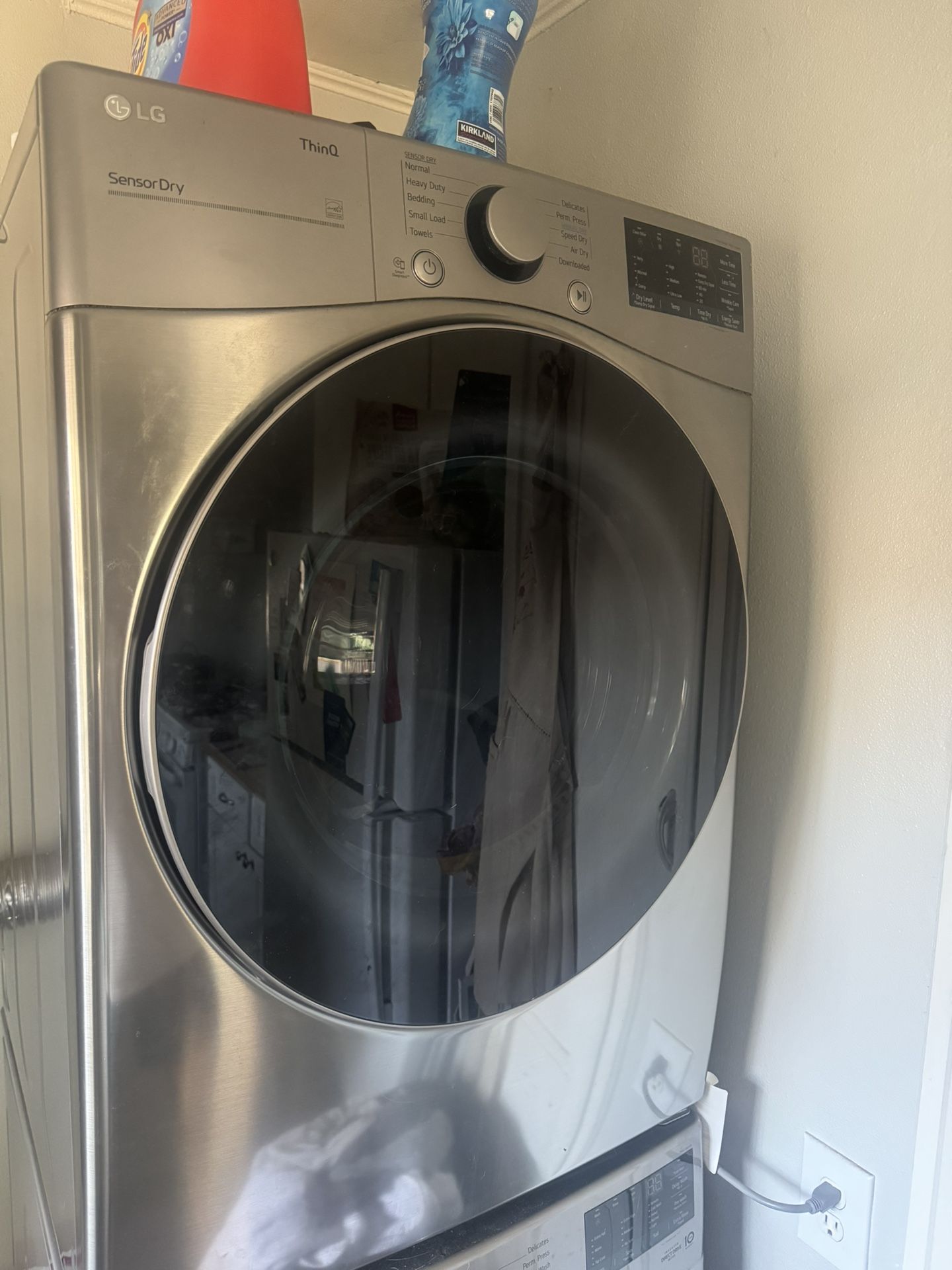 LG ThinQ Gas Dryer (Stackable)