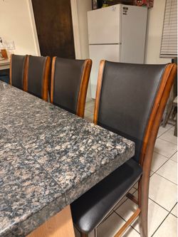 Set of 4 bar stool chairs
