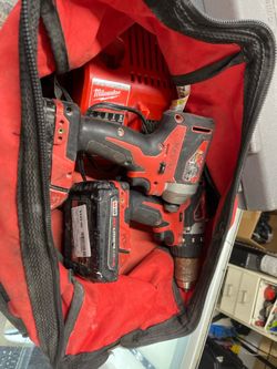 Milwaukee M18 Drill and Impact Driver Set 2902-20