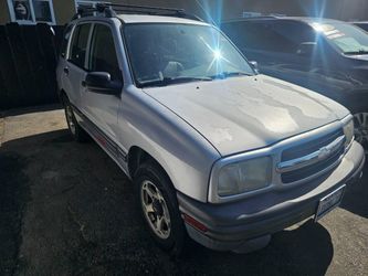 2001 Chevrolet Tracker