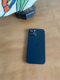 iPhone 15 Unlocked  ( Scratched) 128gb Black color