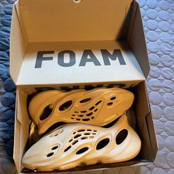 Yeezy Foam Runner 
