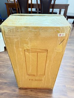 JF stainless steel trash can kitchen household pedal with lid oversized capacity commercial office hotel 30liters