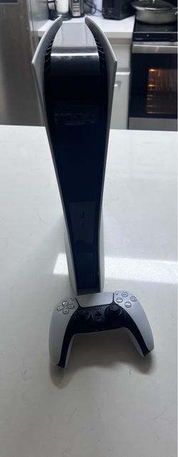 Sony PlayStation 5 digital 1 tb, with controller