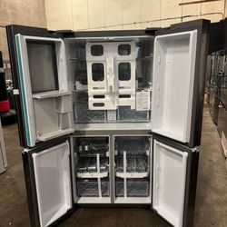 New Scratch & Dent Samsung 4 Door Refrigerator. Delivery Available 
