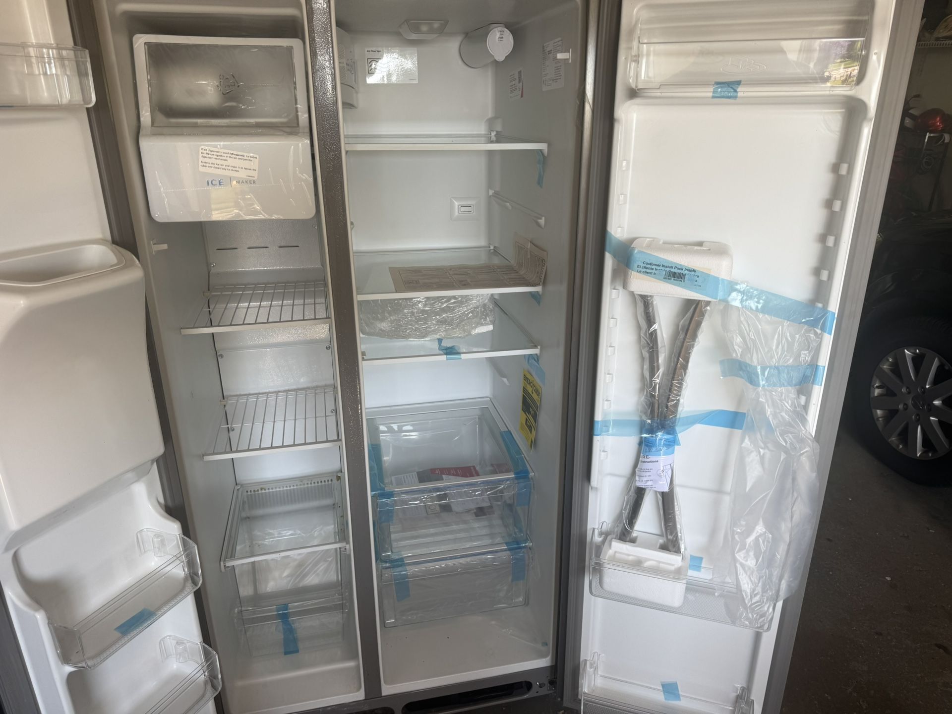 36 Inch New Side By Side Refrigerator. 26 Cubic Ft