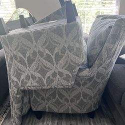 Set Of 4 Chairs - Excellent Condition