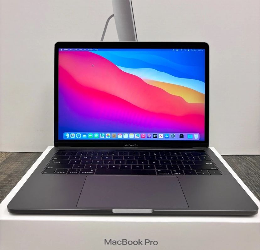 Apple MacBook Pro 13" Quad Core i7 4.7GHz TURBO 16GB RAM 512GB SSD 2019/2020