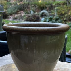 Yellow Beige Ceramic Clay Glazed Planter Flower Pot With Drain Hole