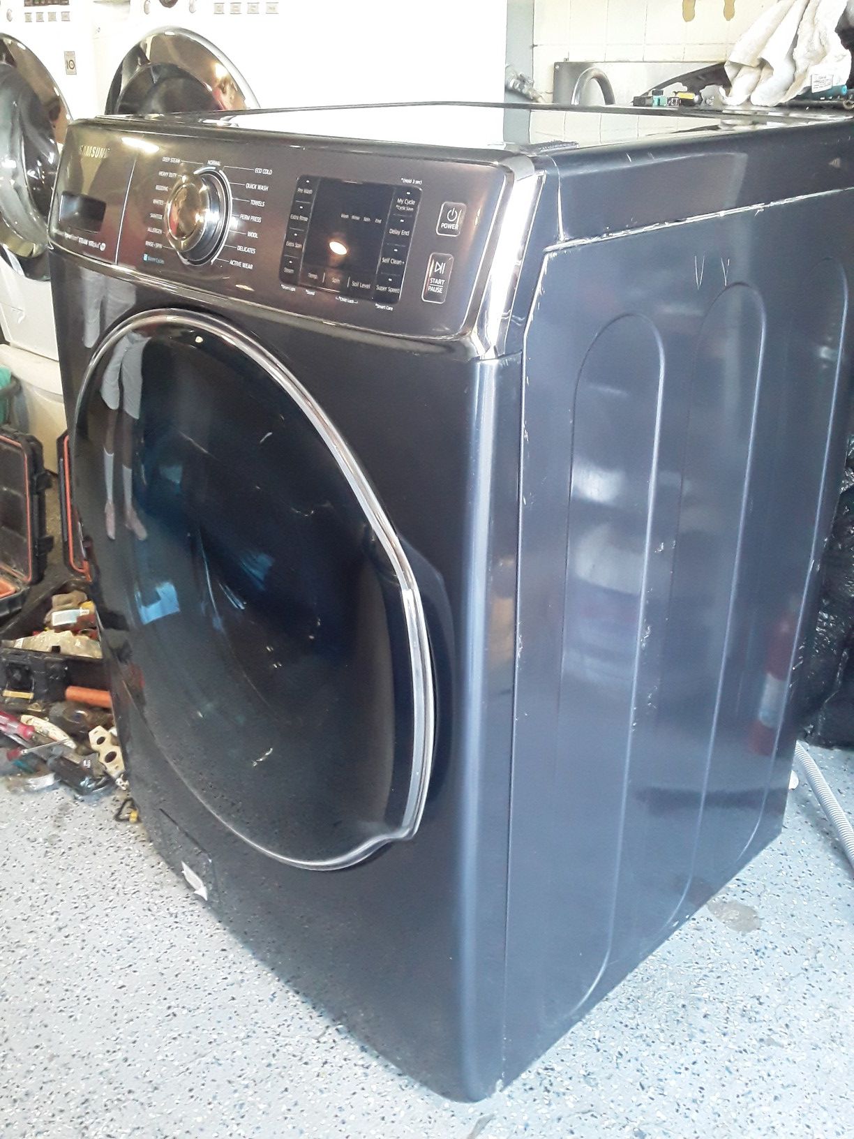 Samsung front load washer. Black. Barely used.