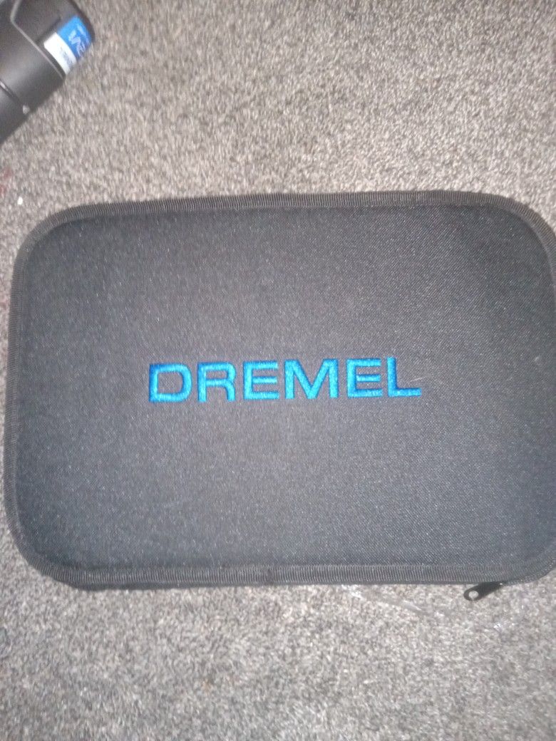 DREMEL 8240