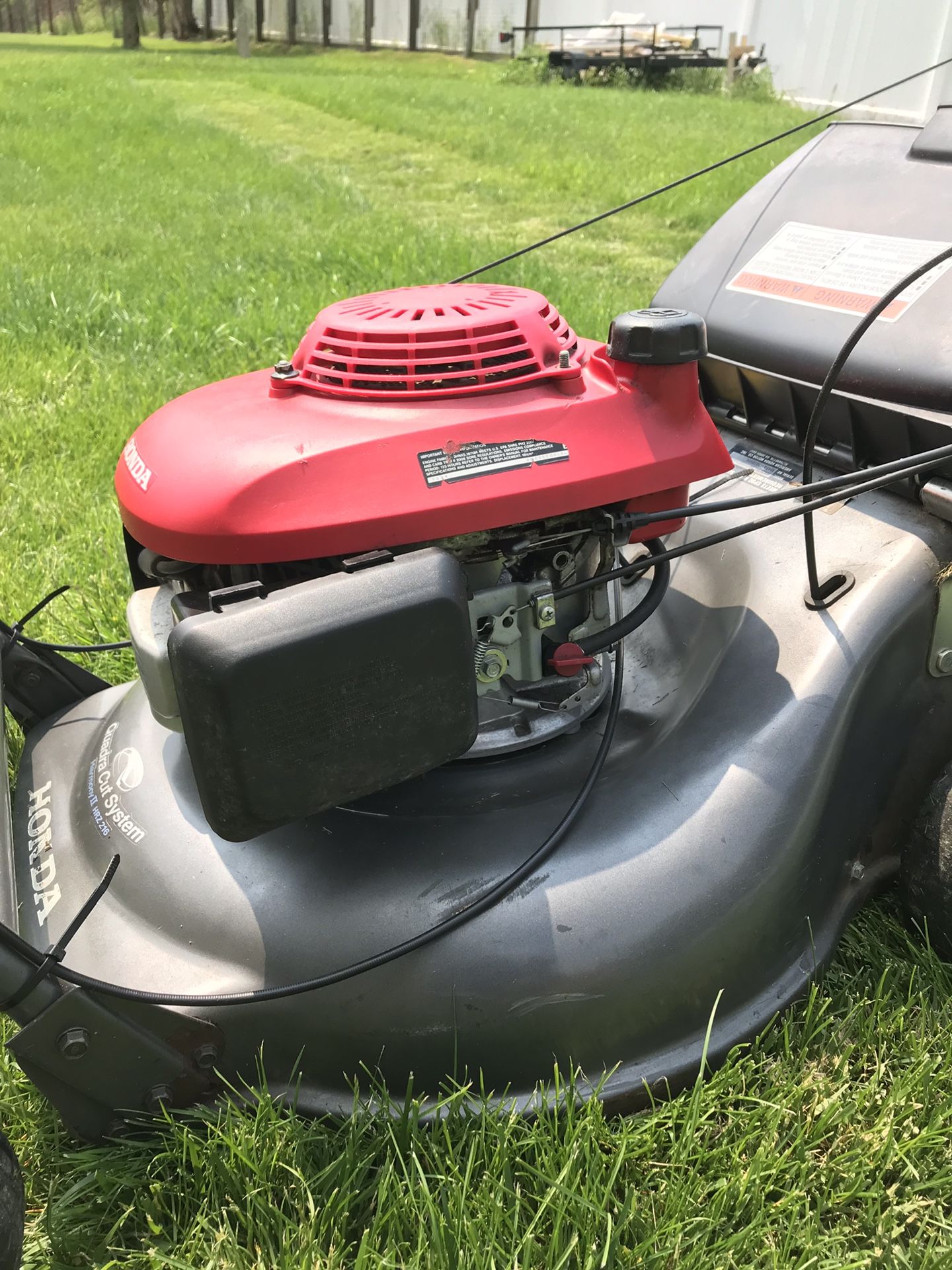Lawn mower Honda Quadra Cut System Harmony II HRZ 216 for Sale in