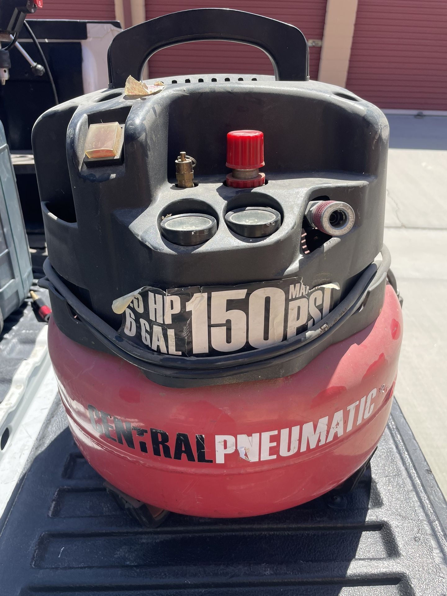 General Pneumatic Air Compressor