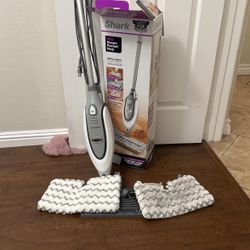 Shark Pro Mop Steamer 