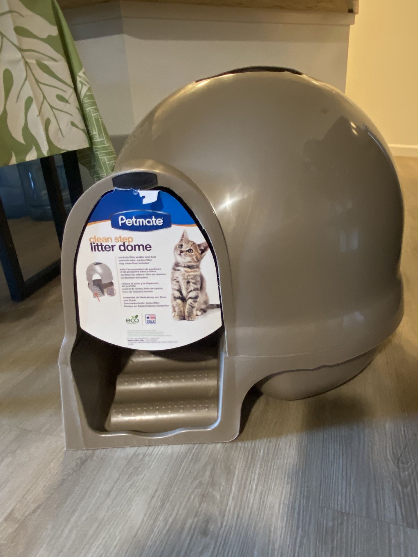 Dome Litter Box With Steps