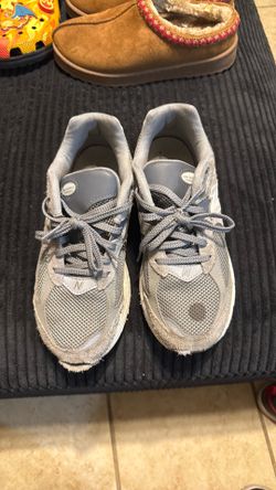 New balance grey steel lead  size 5