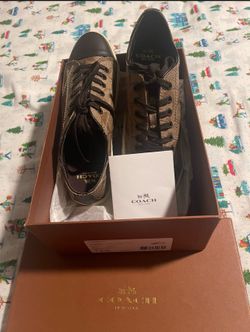 Coach original women sneakers size 7 1/2 $110 oh better offer. New pick up in the city of Van Nuys