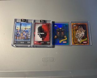 Marvel Topps Trading Cards Lot of 4